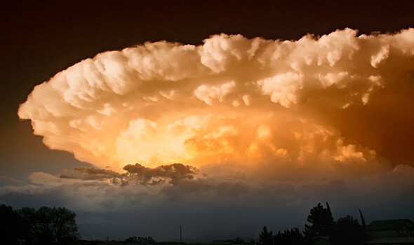 Clouds that look like an oncoming weathermageddon