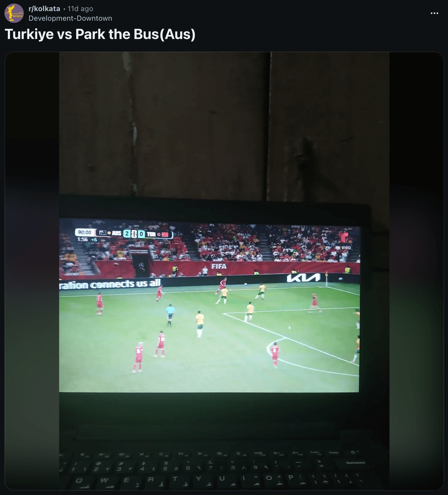 Redditor complaining about Australia parking the bus