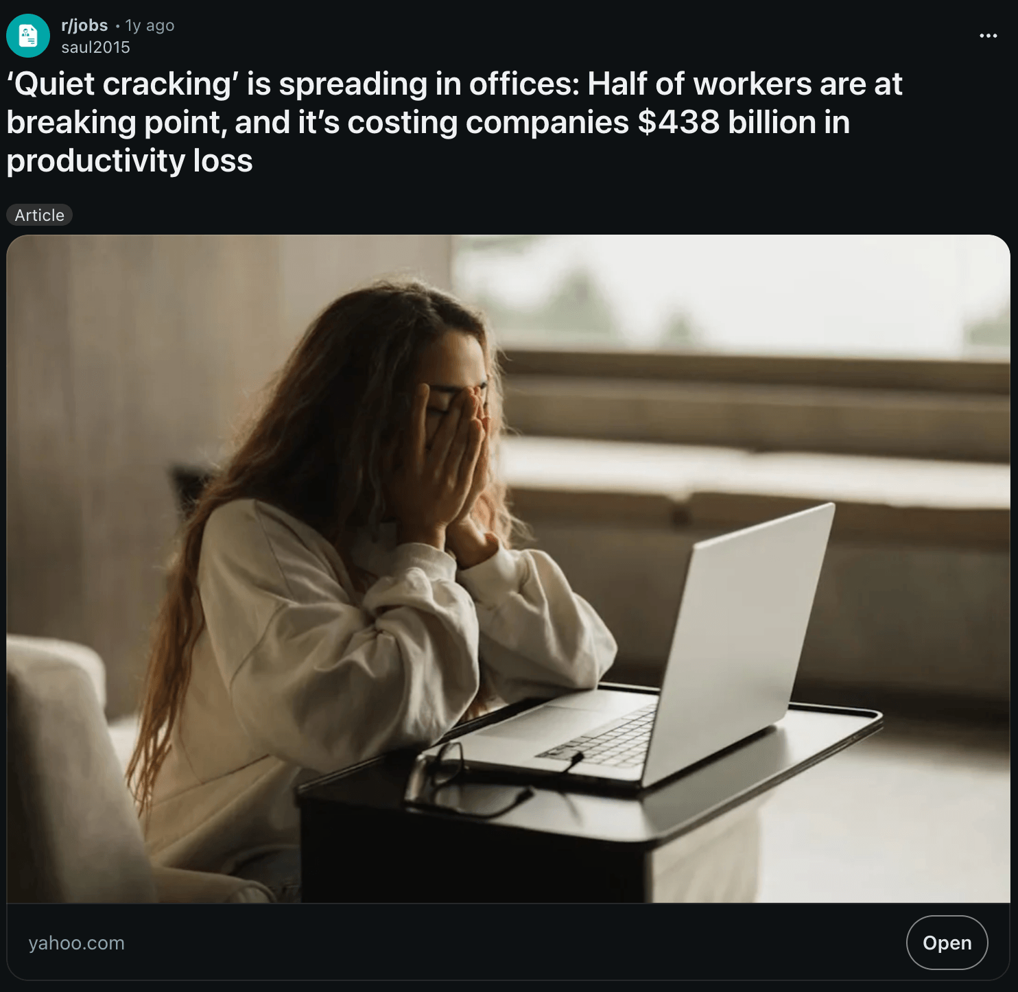 Reddit post about quiet cracking in offices